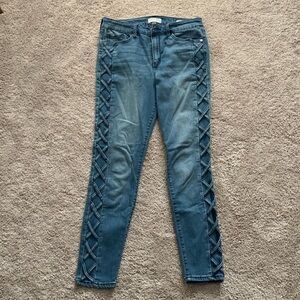 Sofia Vergara, Size 10, Denim Jeans With “X” Pattern